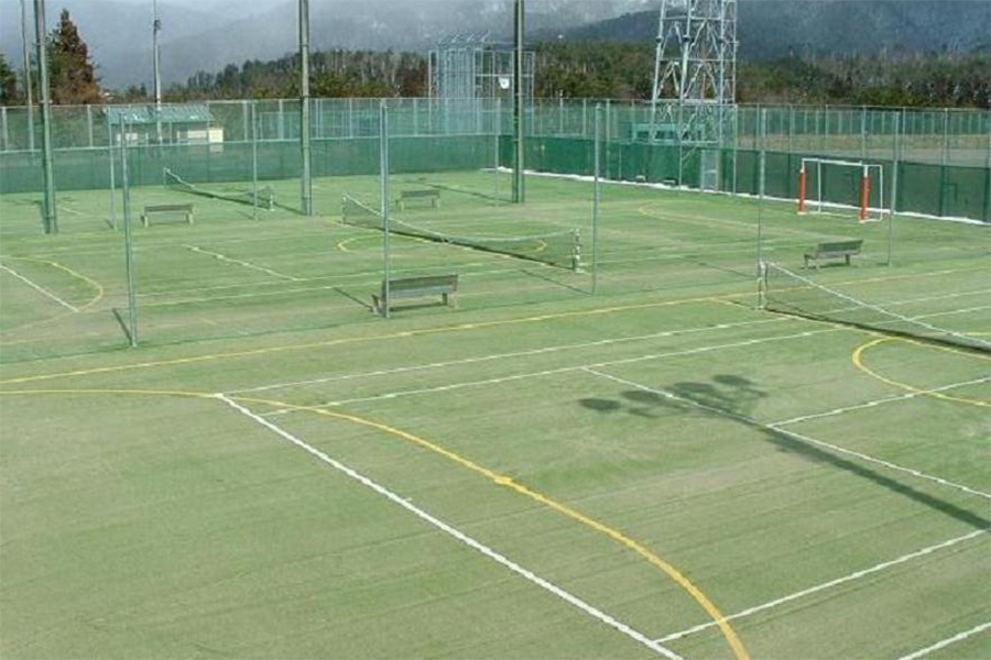 多賀町民テニスコートの画像