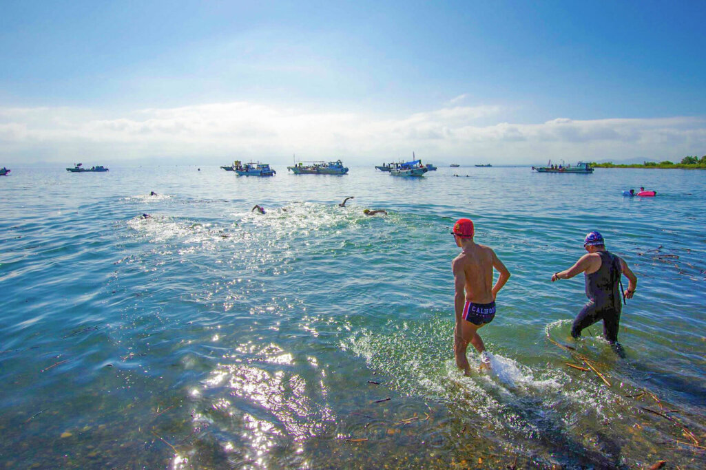 #024　びわ湖を泳いで横断！?超人たちが集う「びわ湖横断リレー水泳大会」のサムネイル画像